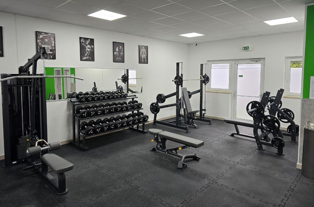 fitplus_Roehrmoos_Kurzhantel_Bereich